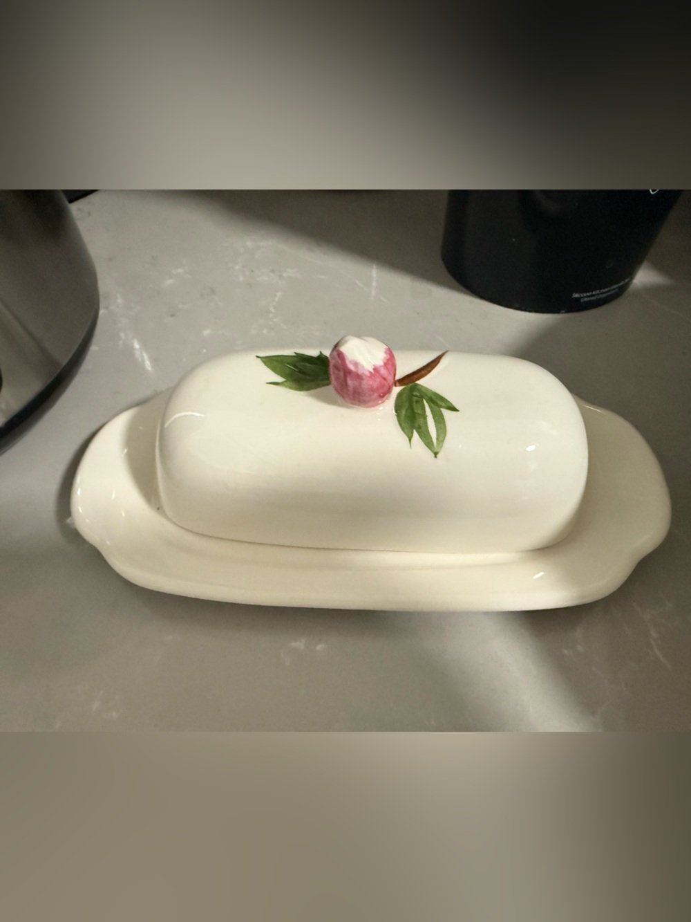 Hand painted Cream/beige butter dish
